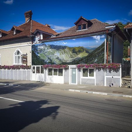 Pensiunea Geostar 2 Curtea De Arges Exterior photo